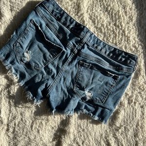 Express ripped/frayed jean shorts